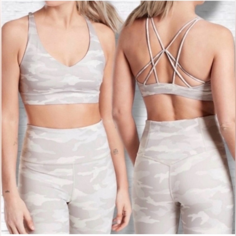 Athleta Camouflage Sports Bra & Leggings Set In Cream/Nudes